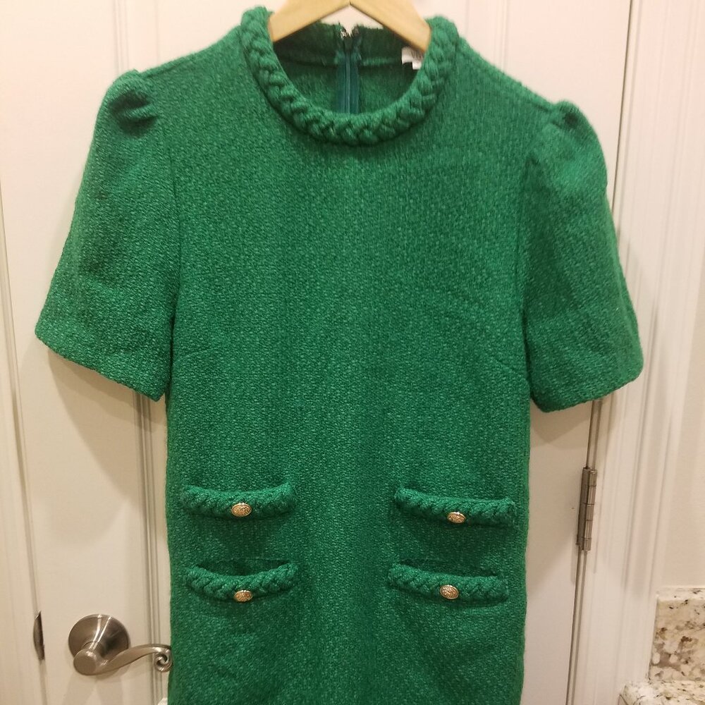 Voy Green Dress Size Small with functional front pockets